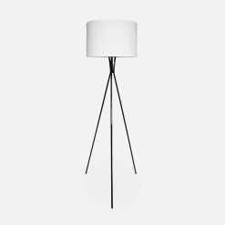 Lampadaire Filaire D'intérieur Tripode H 152cm Couleur : Blanc 8 Lampadaire Filaire D'intérieur Tripode H 152cm Couleur : Blanc -Outdoor Living Soldes ILUMLAR150BKWH 01
