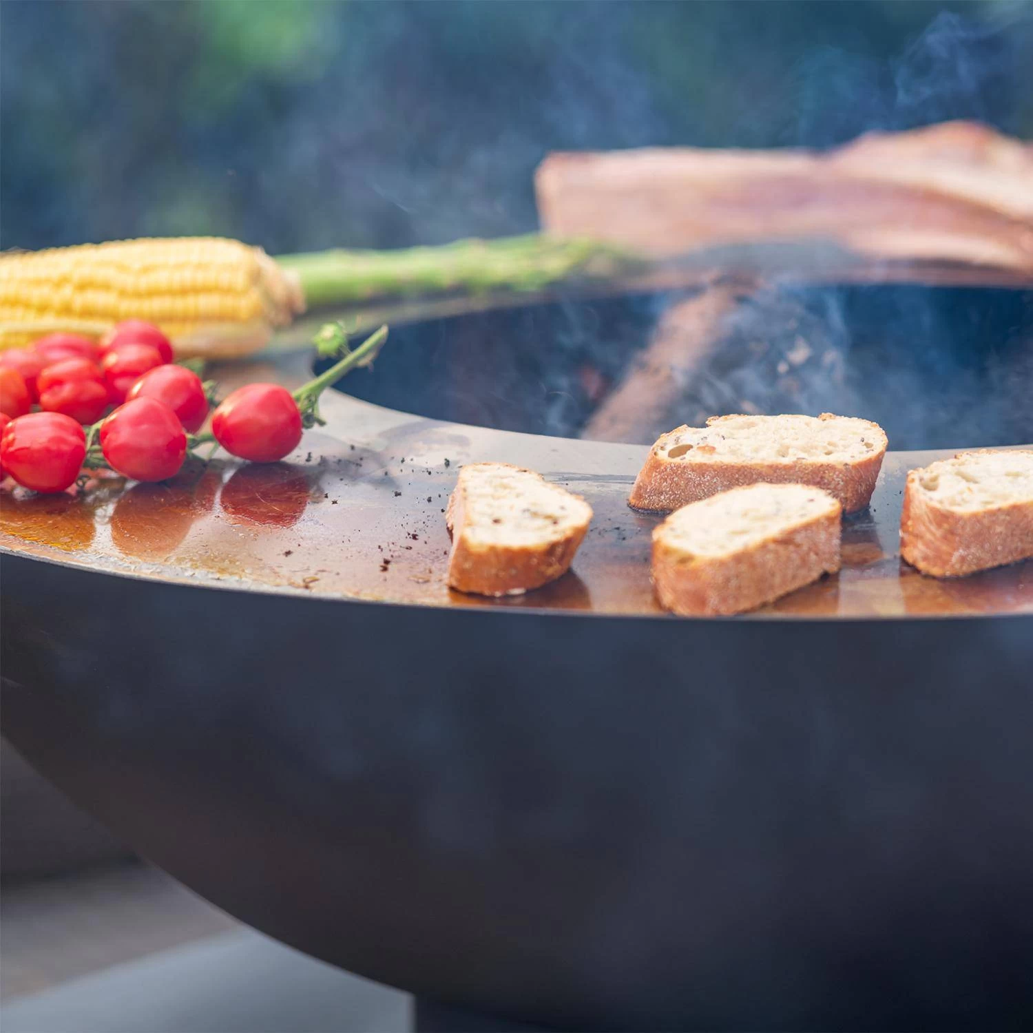 Braséro Barbecue Ø80cm, Planche De Cuisson, Stockage Bois Et Housse 5 Braséro Barbecue Ø80cm, Planche De Cuisson, Stockage Bois Et Housse – Image 3