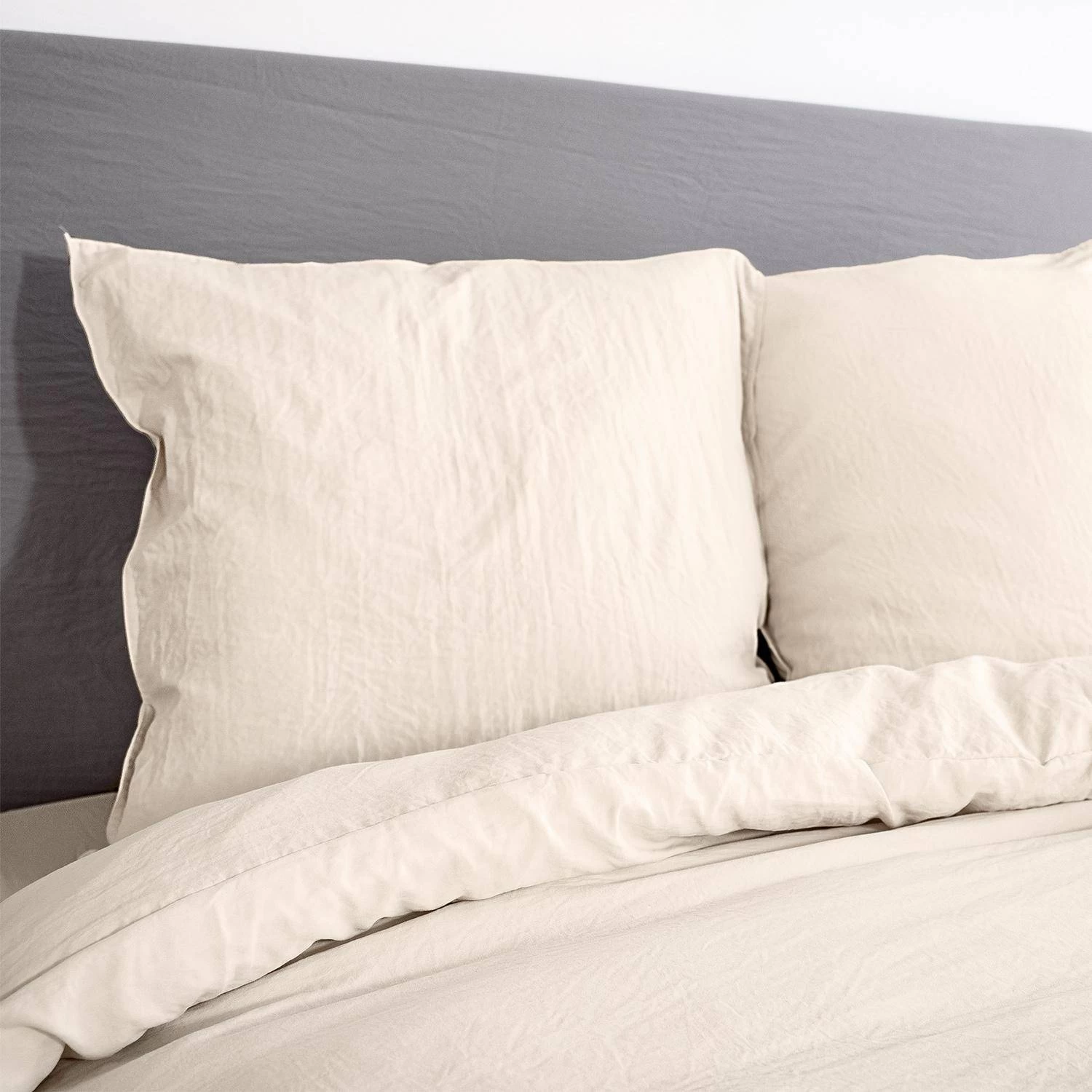 Parure De Lit 2 Places Microfibre Lavée Sable 4 Parure De Lit 2 Places Microfibre Lavée Sable – Image 2