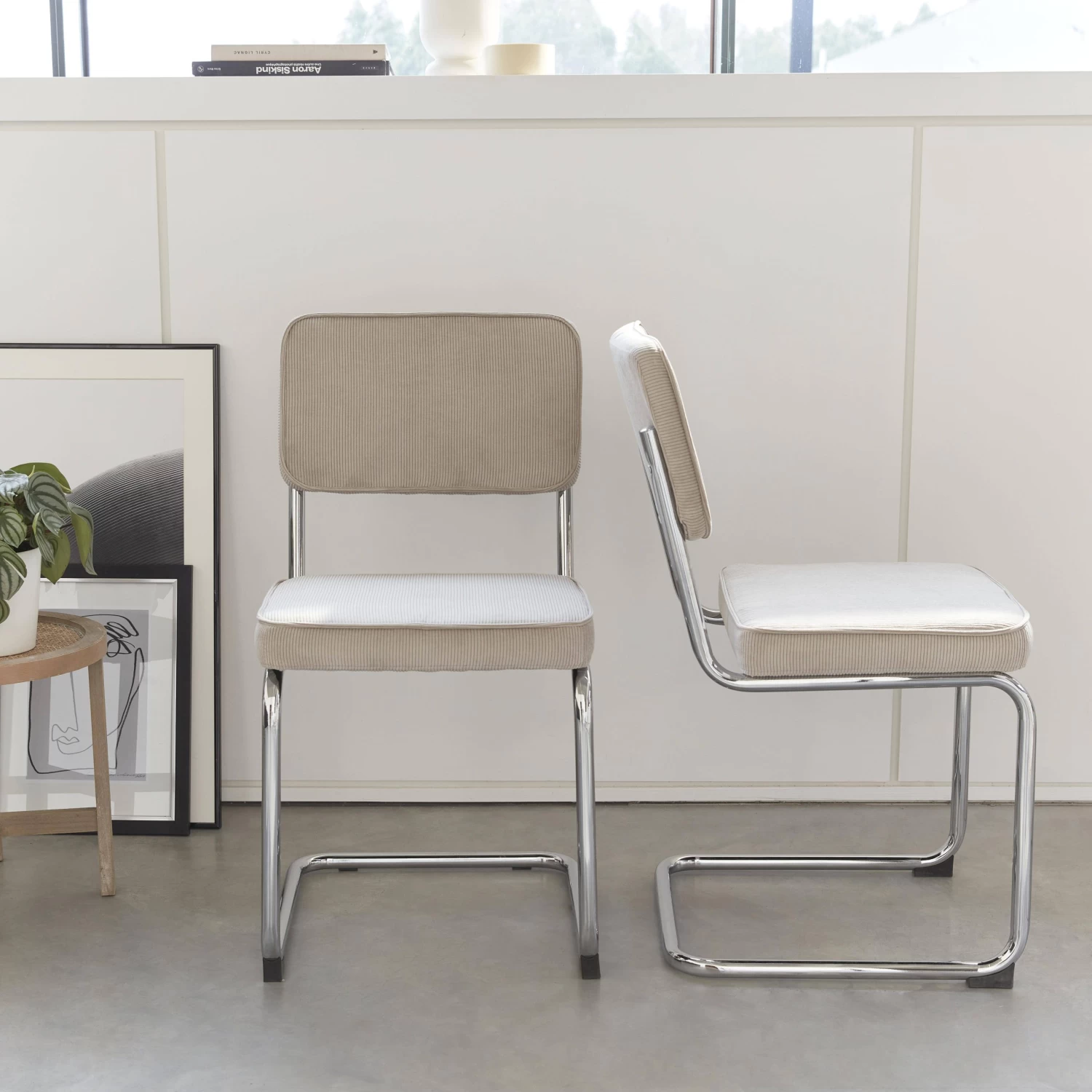 Chaise Cantilever Velours Côtelé (lot De 2) Couleur : Grège 3 Chaise Cantilever Velours Côtelé (lot De 2) Couleur : Grège