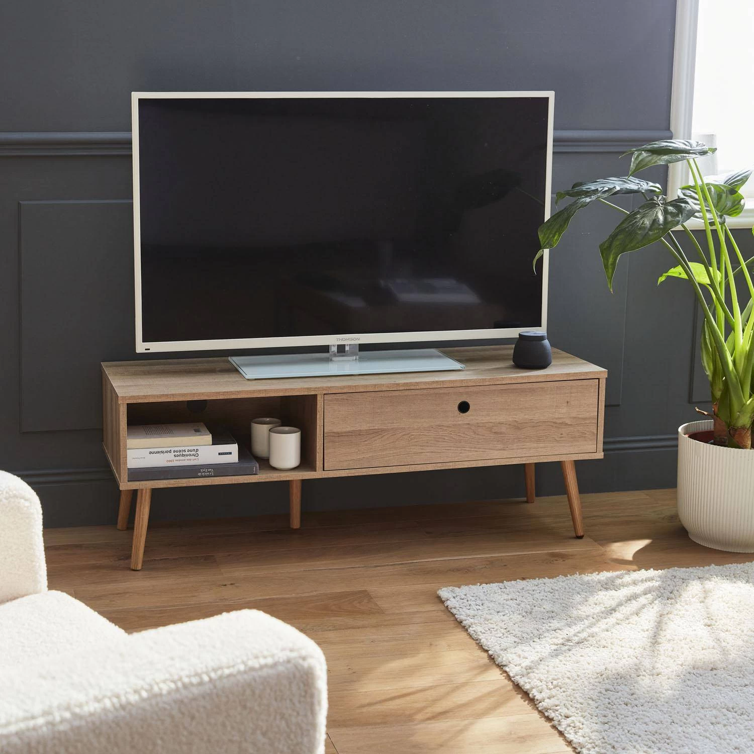 Meuble TV Scandinave Effet Bois 2 Espaces De Rangement 120 Cm 3 Meuble TV Scandinave Effet Bois 2 Espaces De Rangement 120 Cm
