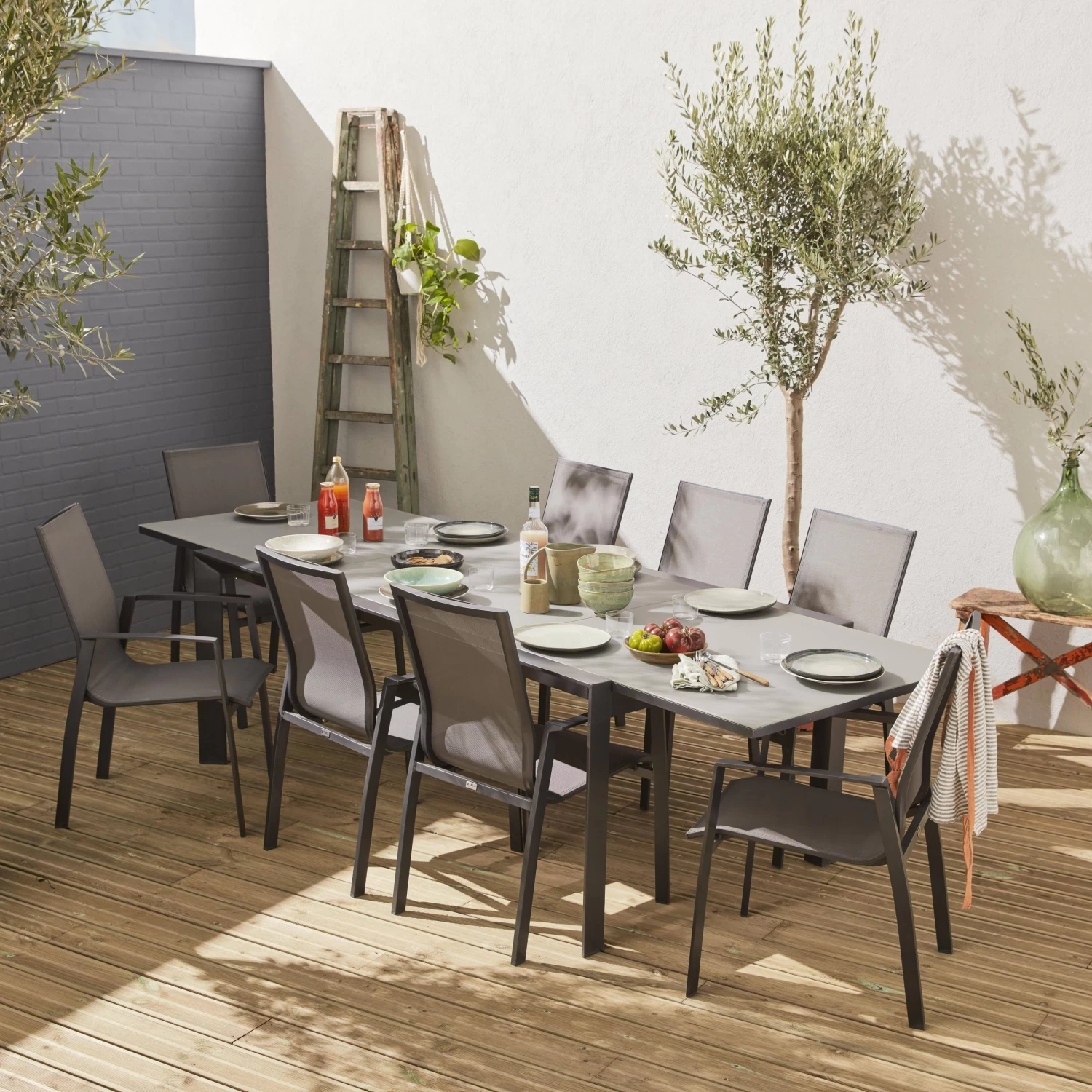 Table De Jardin Extensible Aluminium, 8 Chaises Couleur : Gris Foncé / Gris Taupe 3 Table De Jardin Extensible Aluminium, 8 Chaises Couleur : Gris Foncé / Gris Taupe